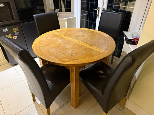 Round medium wood dining table - medium,
