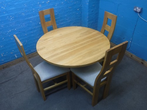Solid chunky round oak - /,